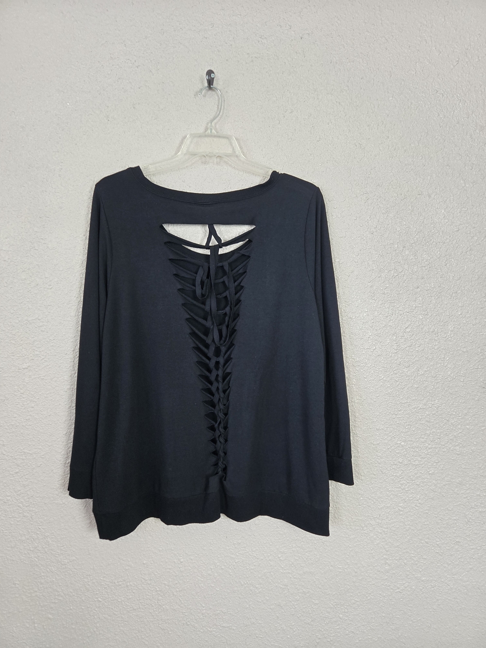 Torrid Womens Black Pullover Sweater Plus Size 3 New #2B2459